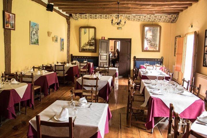 Casa Rural Restaurante Casino Мунилья Экстерьер фото